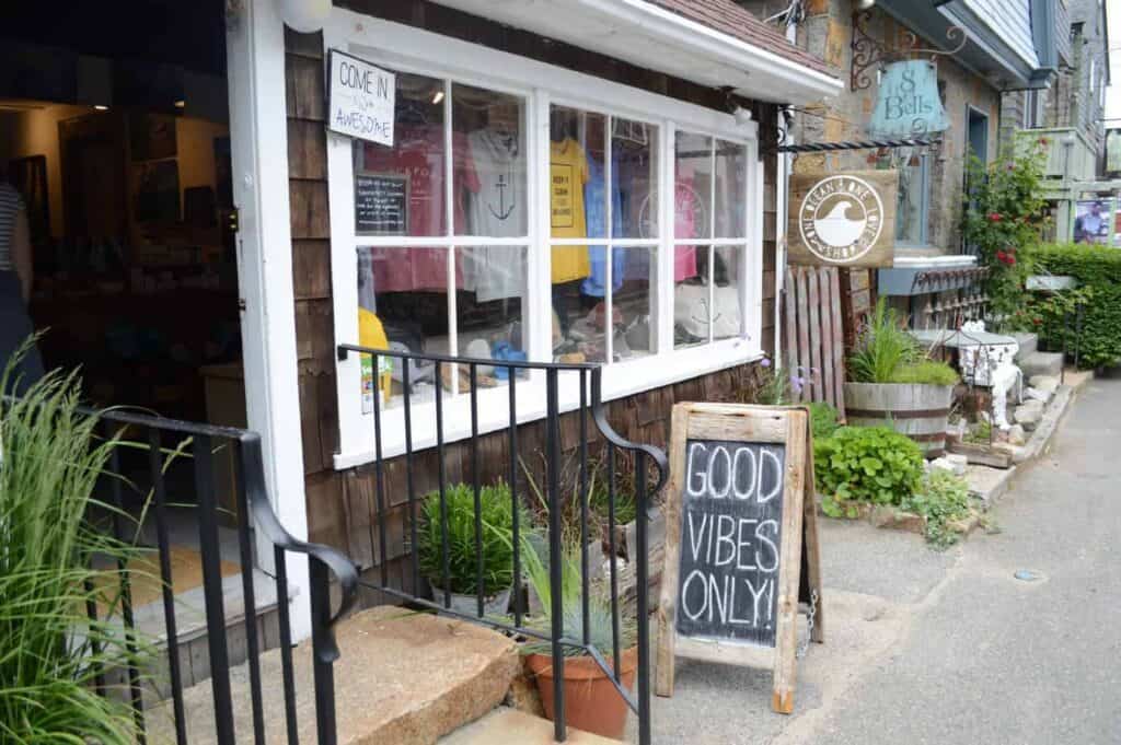 A store with a sign reading \"Good Vibes Only\"