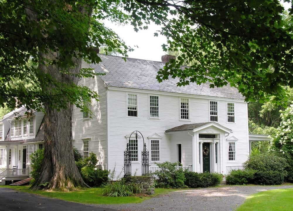 White New England style mansion