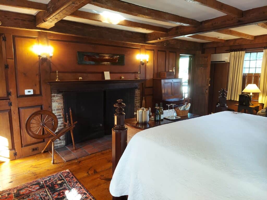 A guest room at the Captain's House Inn in Chatham, Massachusetts in Cape Cod
