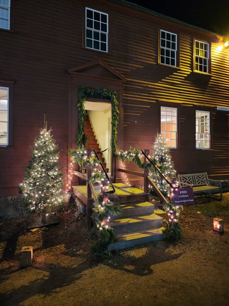 A historic Portsmouth building at Strawbery Banke Museum decorated wtih